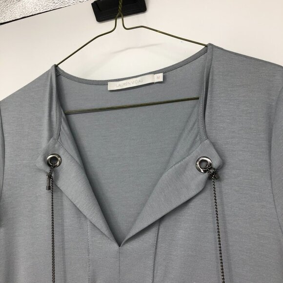 Lauren Vidal blue grey short sleeve viscose Chained  V-neck blouse Med - Picture 3 of 14